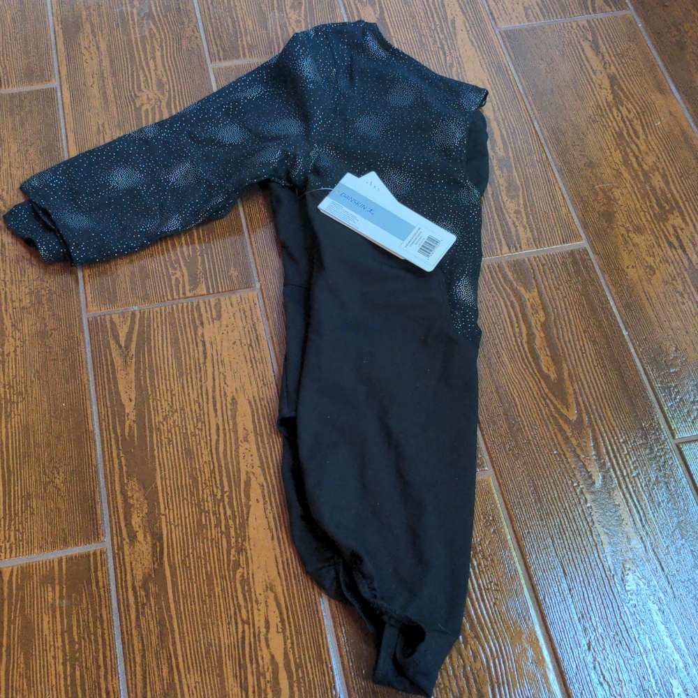 Danskin New York Ballet 3/4 sleeve leotard size Large